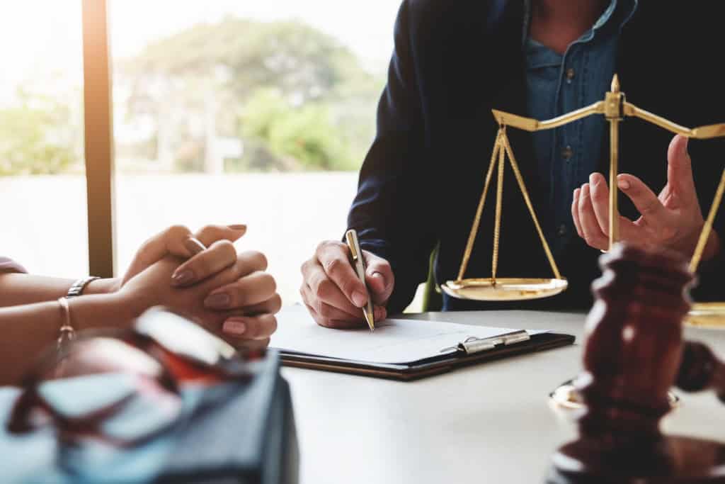Court Applications vs. Mediation: A Less Stressful Path with EH Mediation Coleford